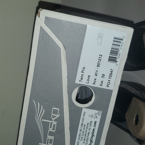 Dansko Watercolor Print Clogs sz 39 - Picture 13 of 15